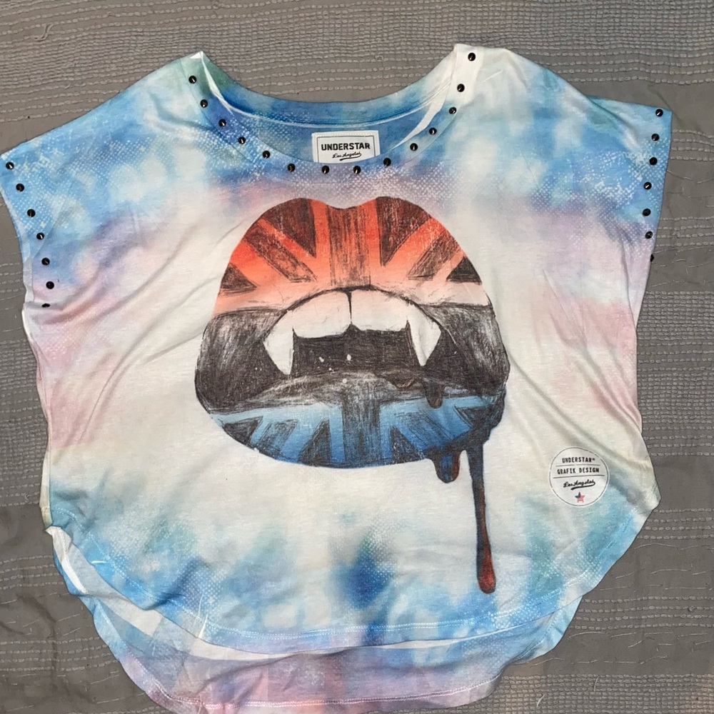 British Vampire shirt, lips with fangs
